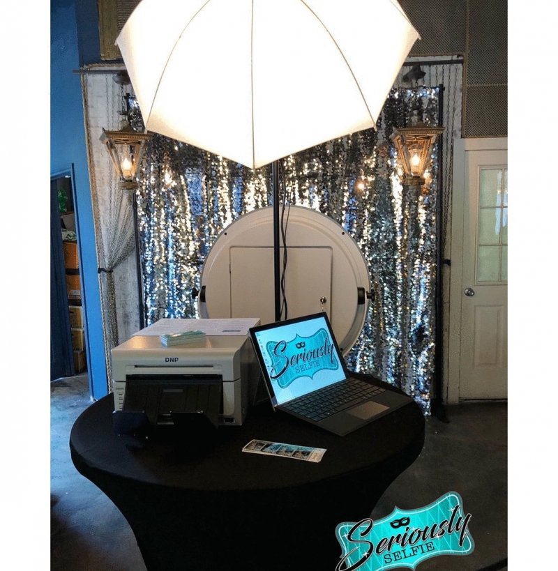 Photo booth rentals for weddings