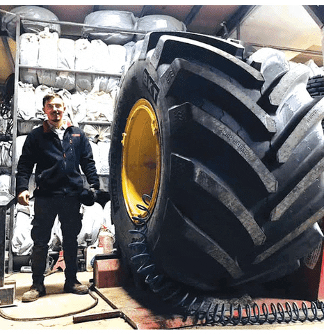 Wheel repair machine
