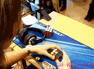 The Rubik's Cube Solved Under 10 Seconds With The Left Hand