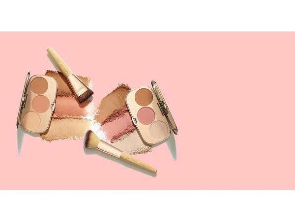 Mineral Makeup Distributor