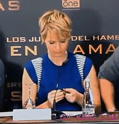 Jennifer Lawrence spilling mints